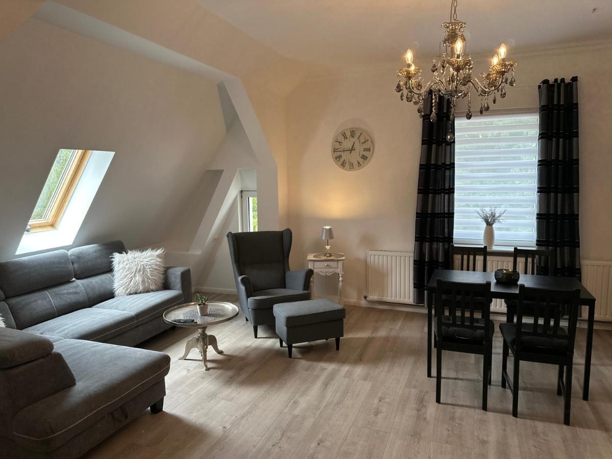 Luxury Apartment Amina Siedlung Schonwalde Buitenkant foto