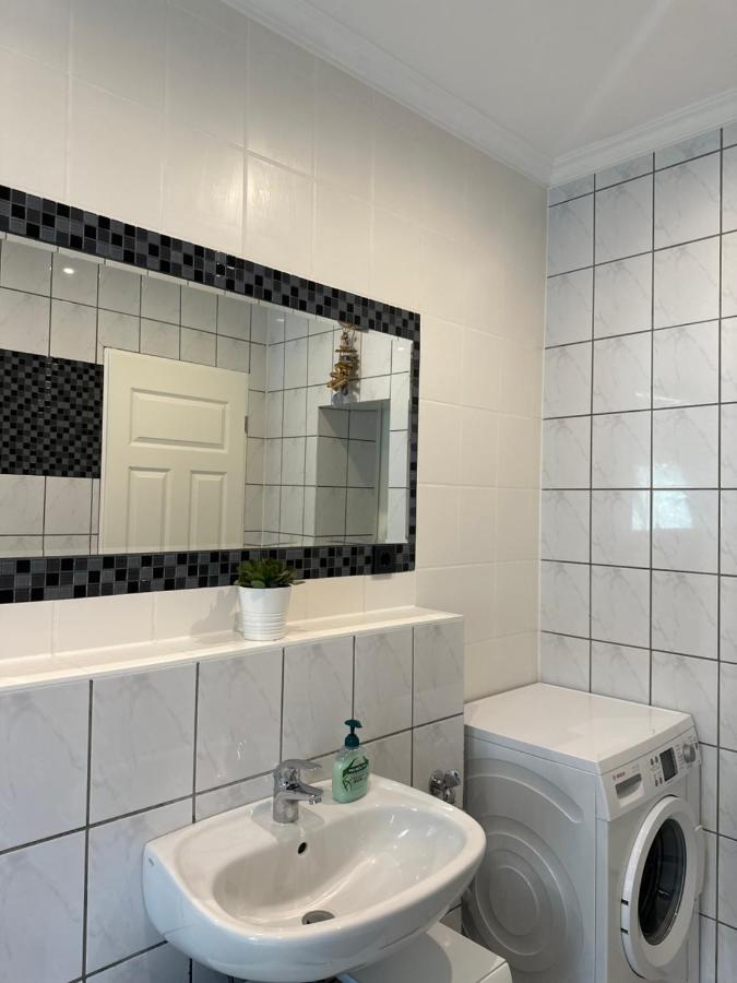 Luxury Apartment Amina Siedlung Schonwalde Buitenkant foto